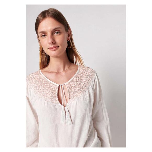 Faherty White Organic Cotton Laura Embroidered Smock Neck Blouse Sz.M NWT - Picture 3 of 16